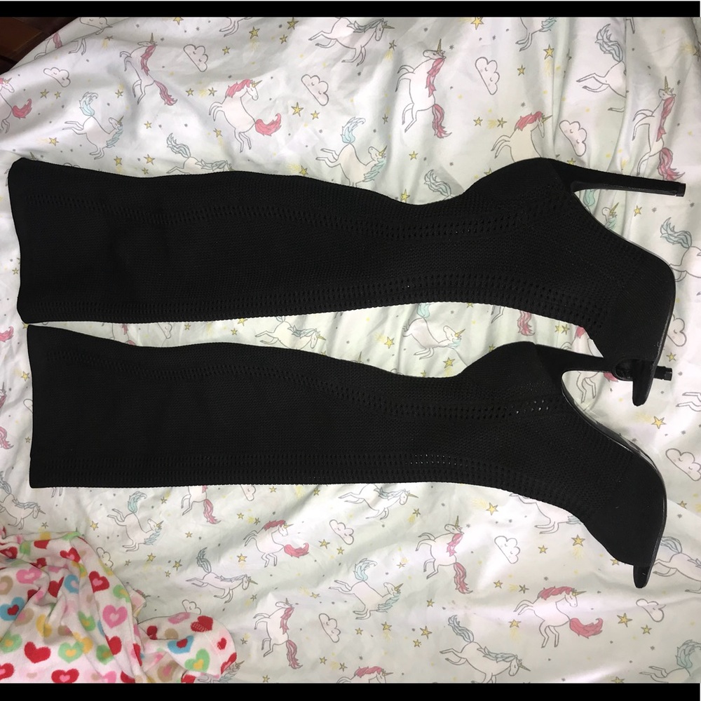 Boots - Picture 6 of 6